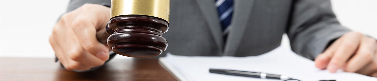 Consejos legales si el ICE se presenta en tu hogar en Estados Unidos