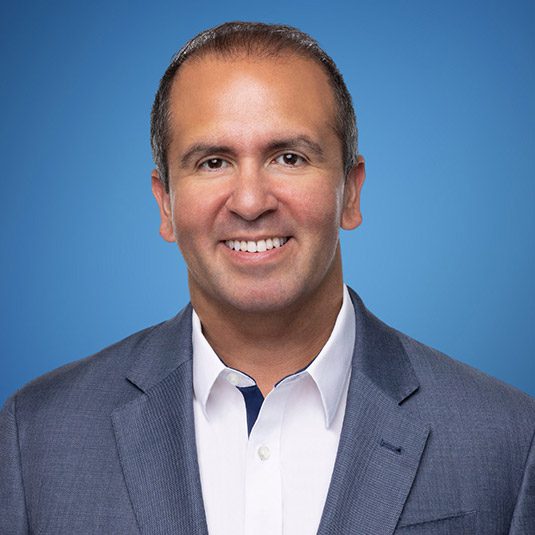 Abogado de inmigración en Texas, Luiggi Perdomo