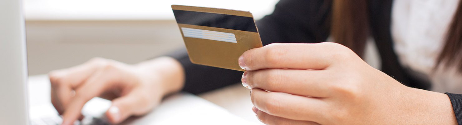Pagos en línea de trámites legales en Estados Unidos